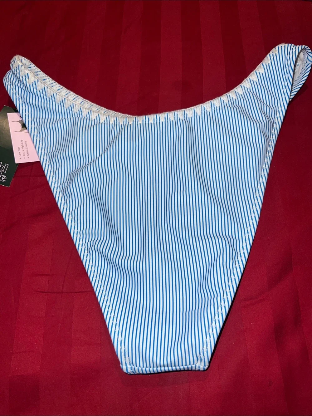 Women's Sardine Applique Striped Low-Rise Bikini Bottom - Wild Fable M.  NWT.